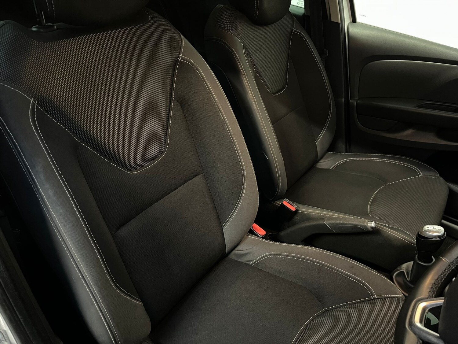 Used Renault Clio 2016 for sale - 77851236: Photo 20