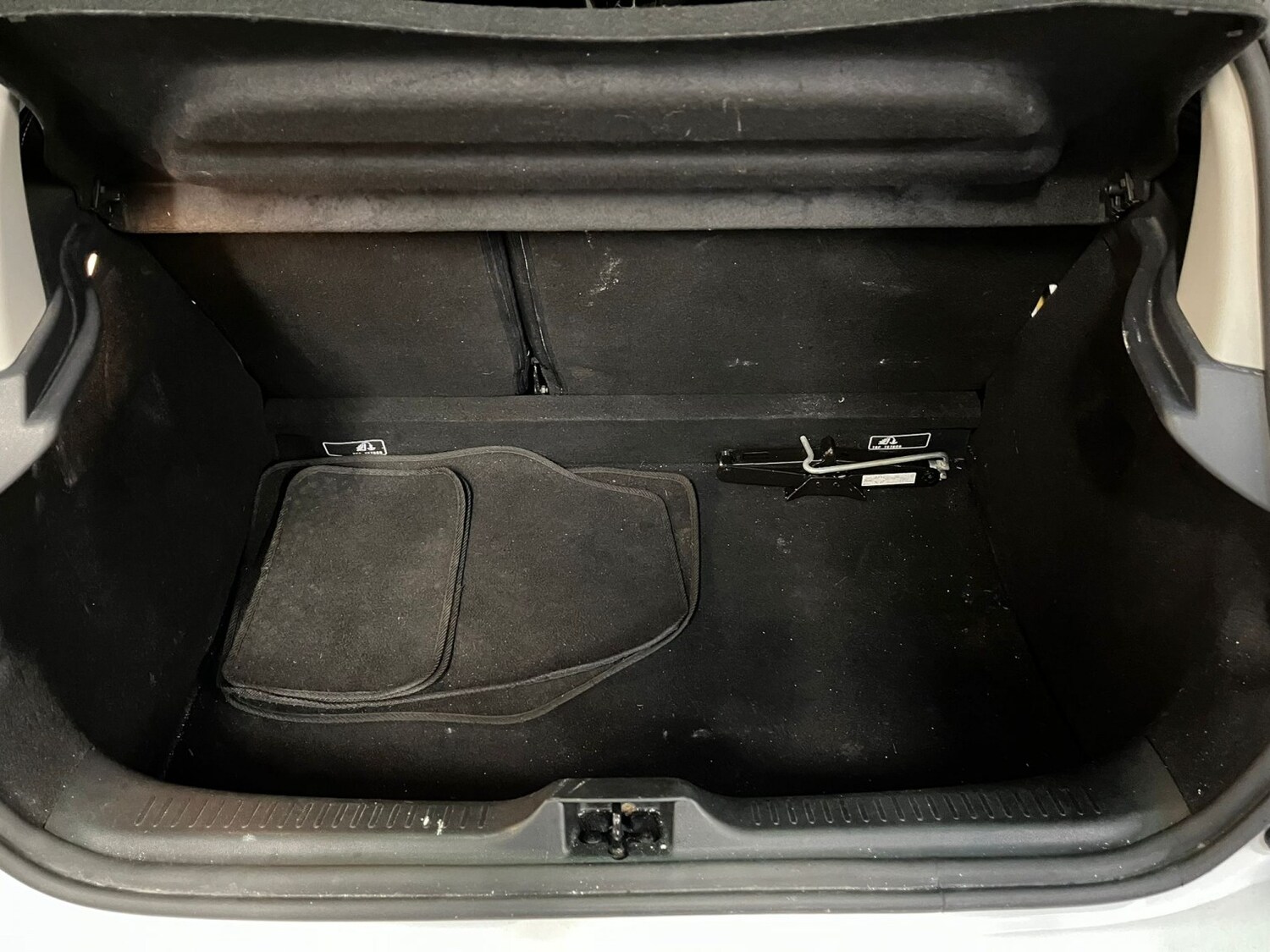 Used Renault Clio 2016 for sale - 77851236: Photo 25