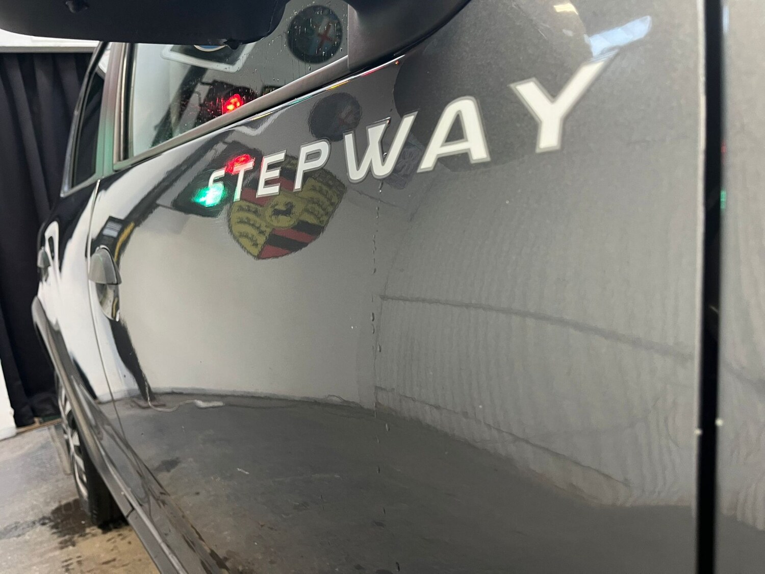 Used Dacia Sandero Stepway 2017 for sale - 77707276: Photo 10