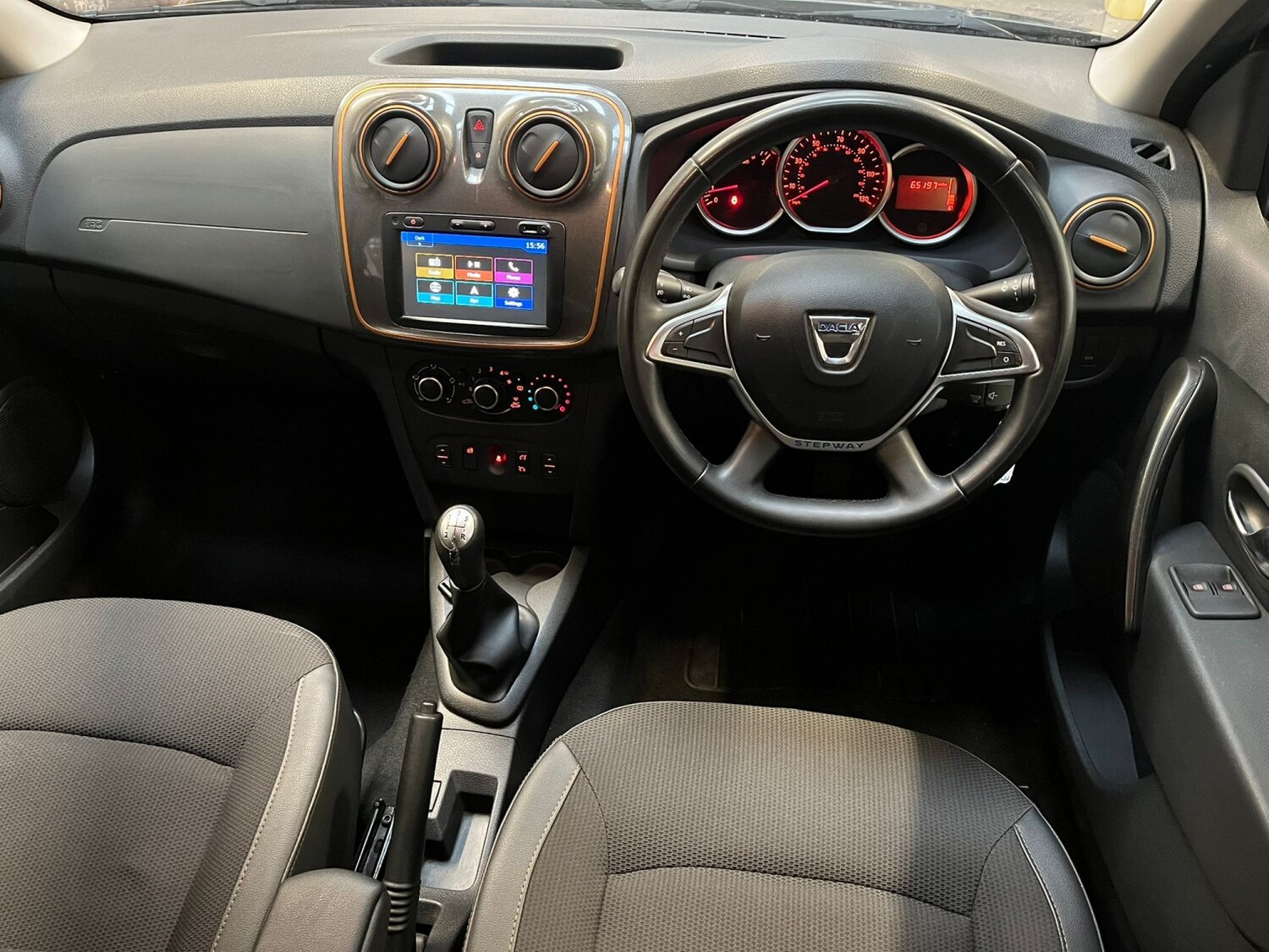 Used Dacia Sandero Stepway 2017 for sale - 77707276: Photo 17