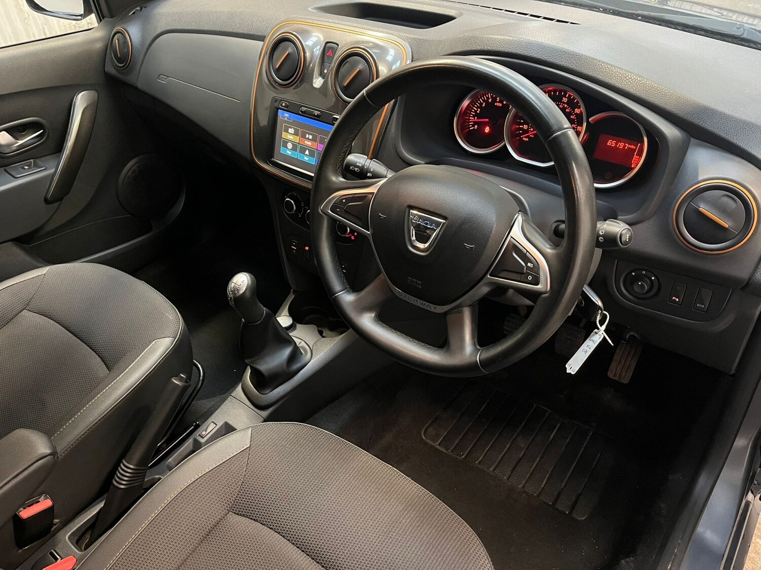 Used Dacia Sandero Stepway 2017 for sale - 77707276: Photo 19