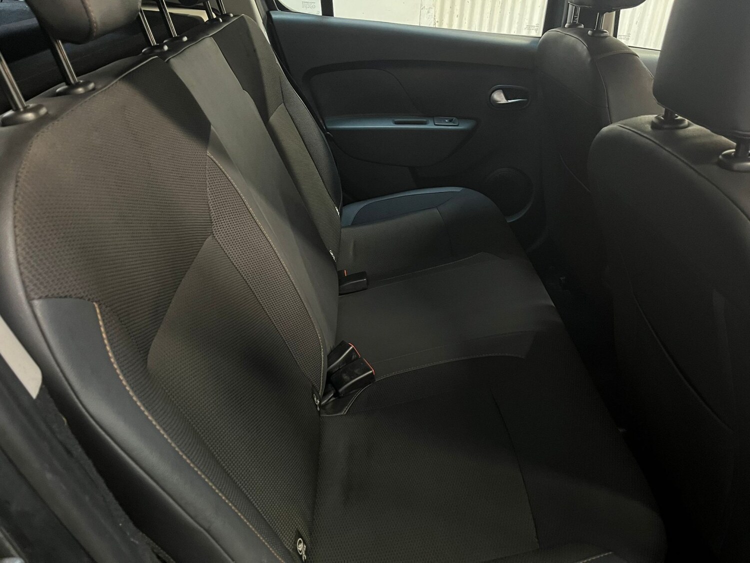 Used Dacia Sandero Stepway 2017 for sale - 77707276: Photo 22