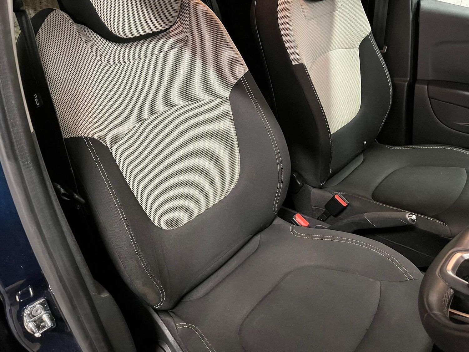 Used Renault Captur 2019 for sale - 76631559: Photo 21