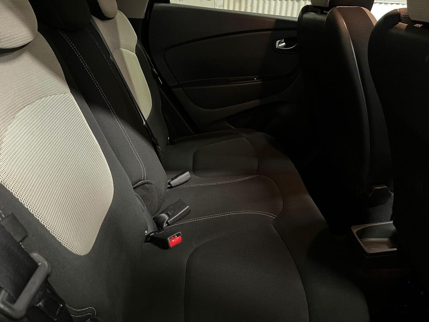 Used Renault Captur 2019 for sale - 76631559: Photo 22