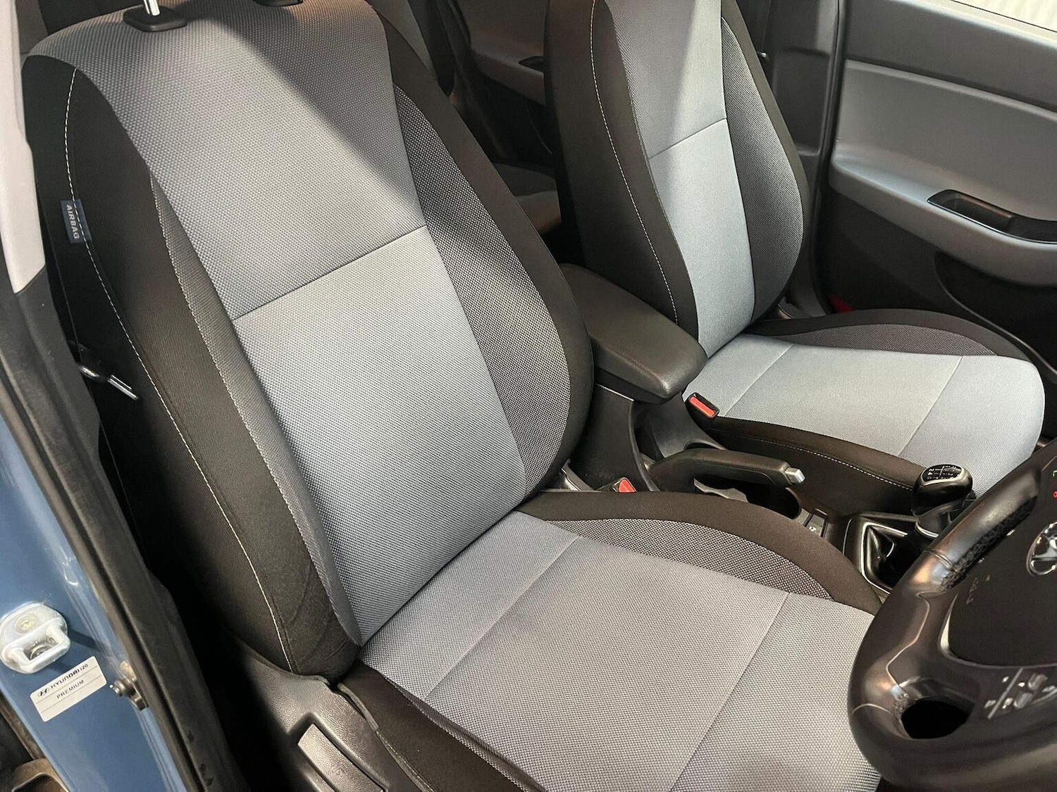 Used Hyundai i20 2015 for sale - 76982728: Photo 21