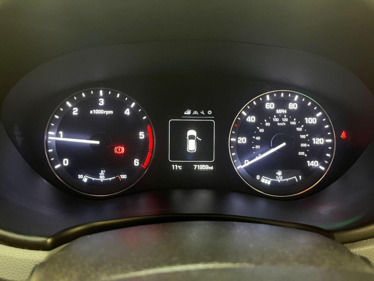 Used Hyundai i20 2015 for sale - 76982728: Photo 25