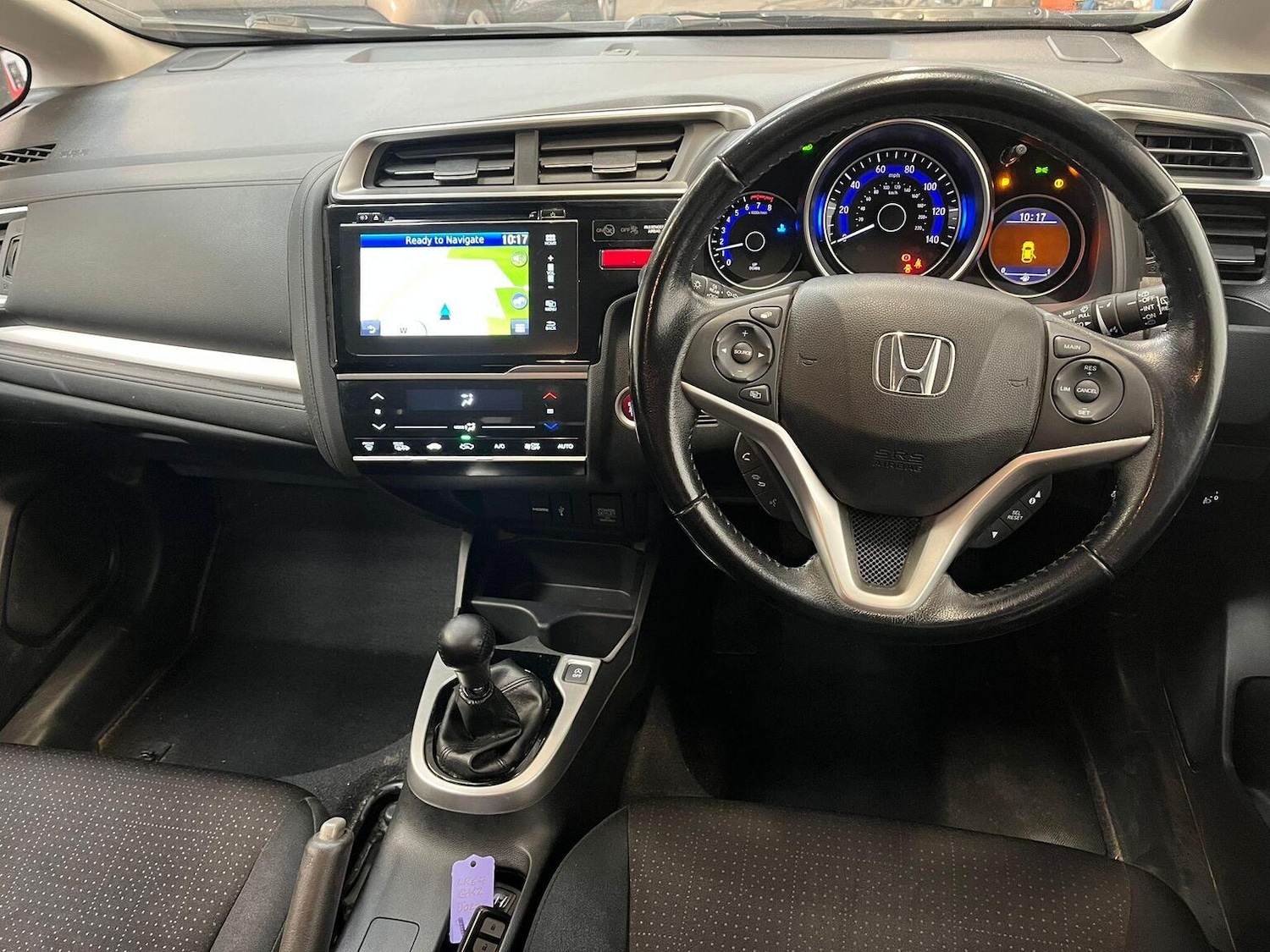Used Honda Jazz 2017 for sale - 76305481: Photo 17