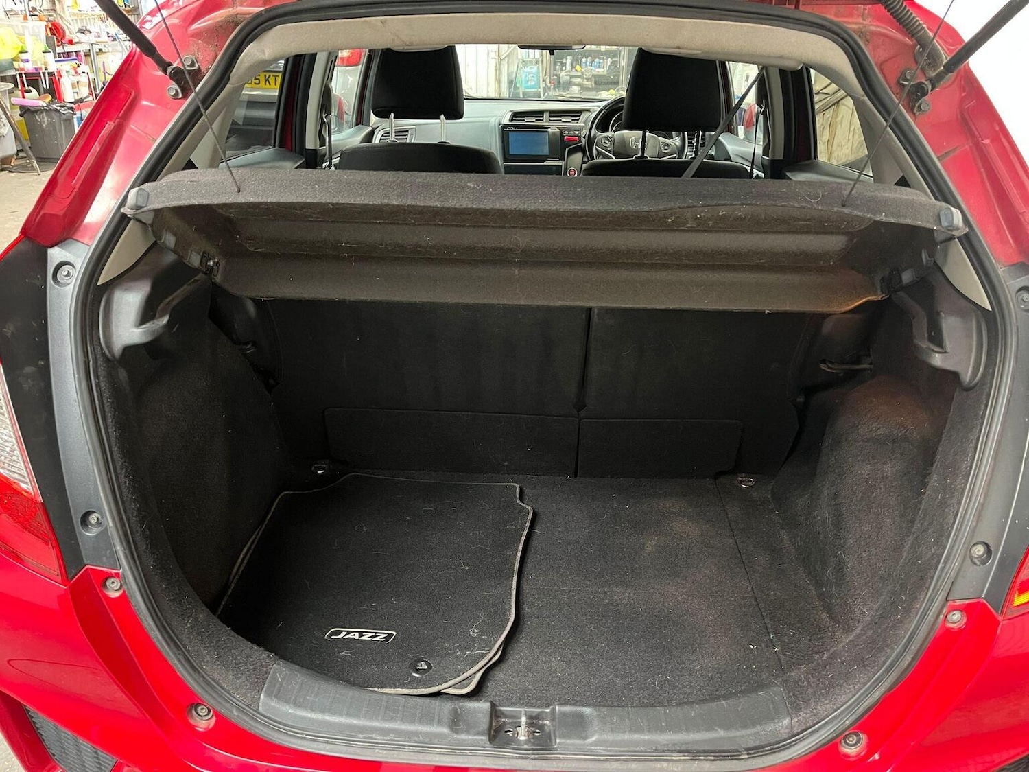 Used Honda Jazz 2017 for sale - 76305481: Photo 26