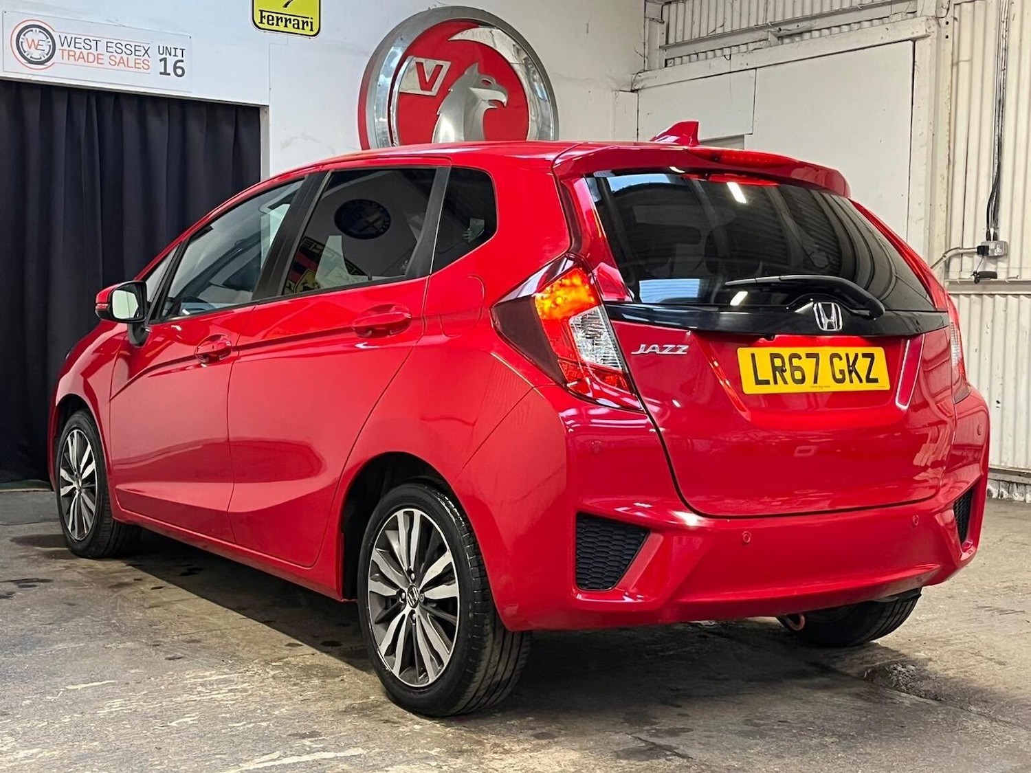 Used Honda Jazz 2017 for sale - 76305481: Photo 8