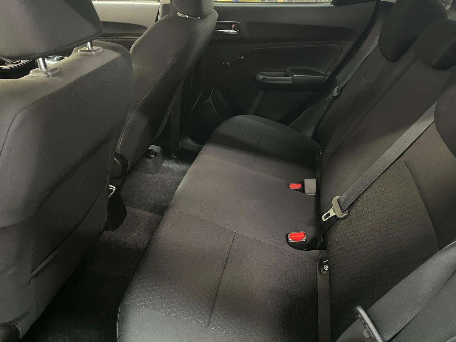 Used Suzuki Swift 2020 for sale - 76305591: Photo 23