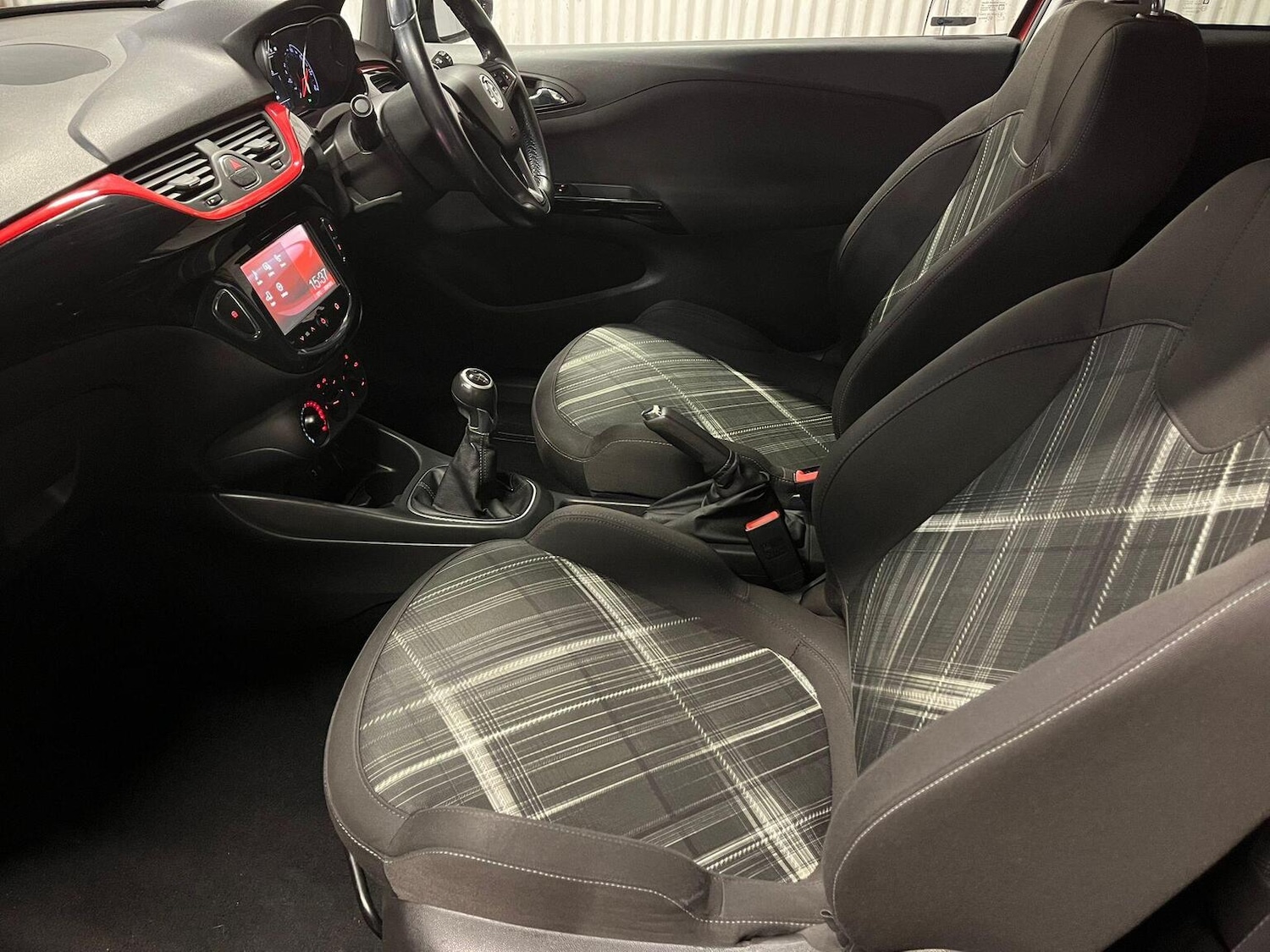 Used Vauxhall Corsa 2015 for sale - 76924348: Photo 4