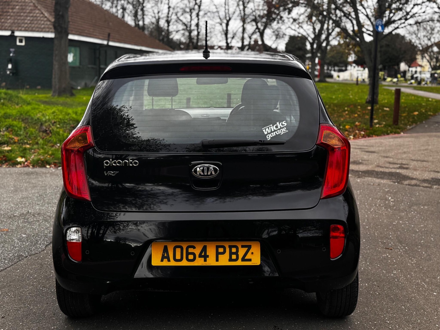 Used Kia Picanto 2014 for sale - 76701621: Photo 11