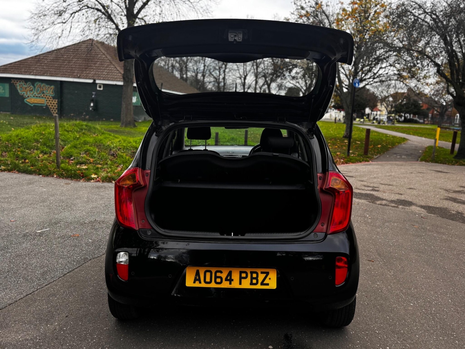 Used Kia Picanto 2014 for sale - 76701621: Photo 13