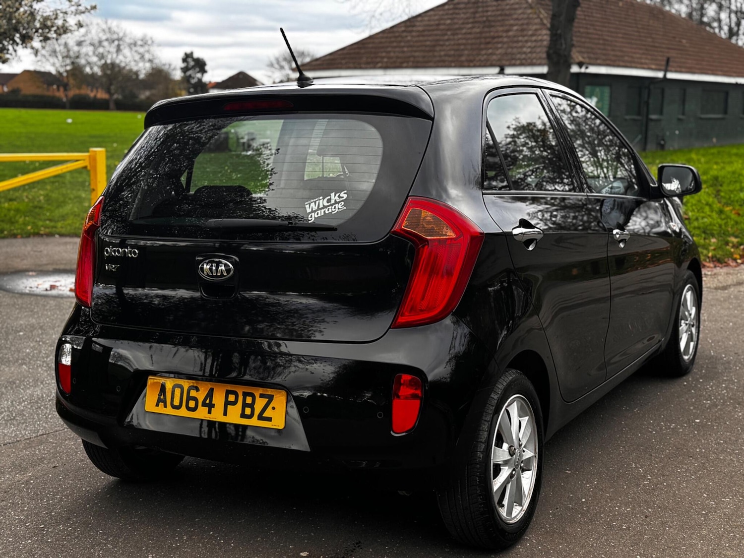 Used Kia Picanto 2014 for sale - 76701621: Photo 16