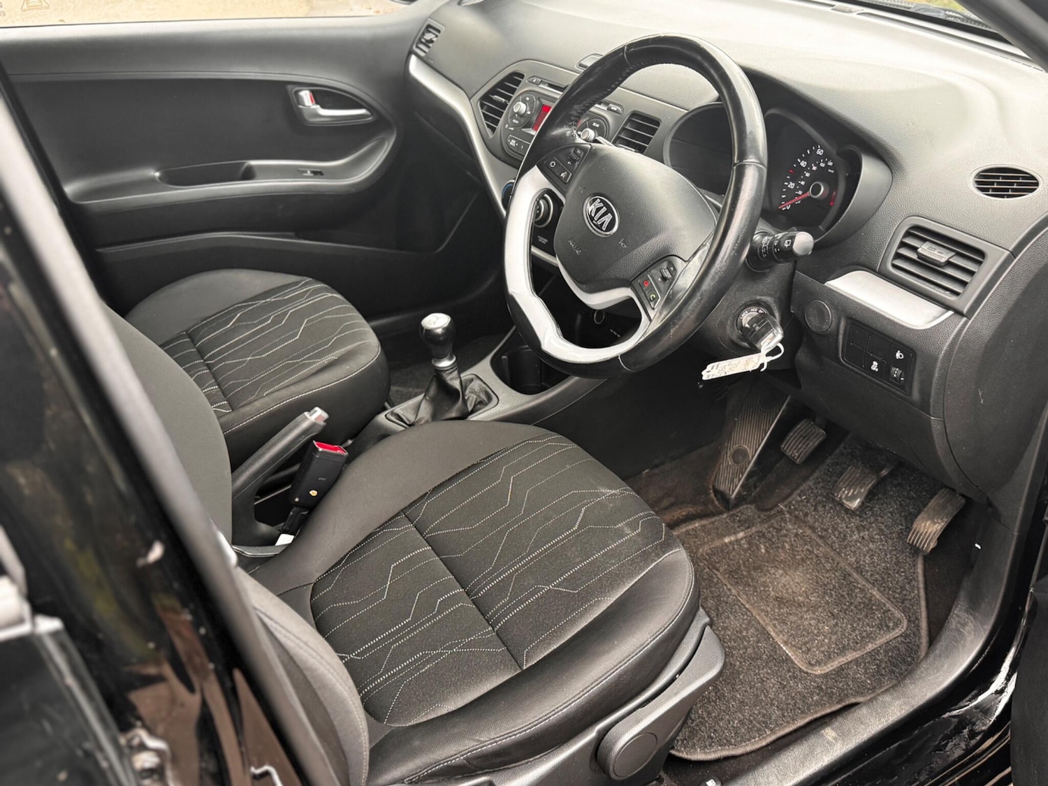 Used Kia Picanto 2014 for sale - 76701621: Photo 24