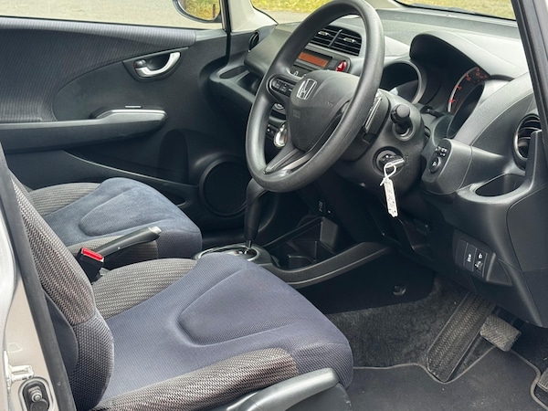 Used Honda Jazz 2011 for sale - 75258407: Photo 24