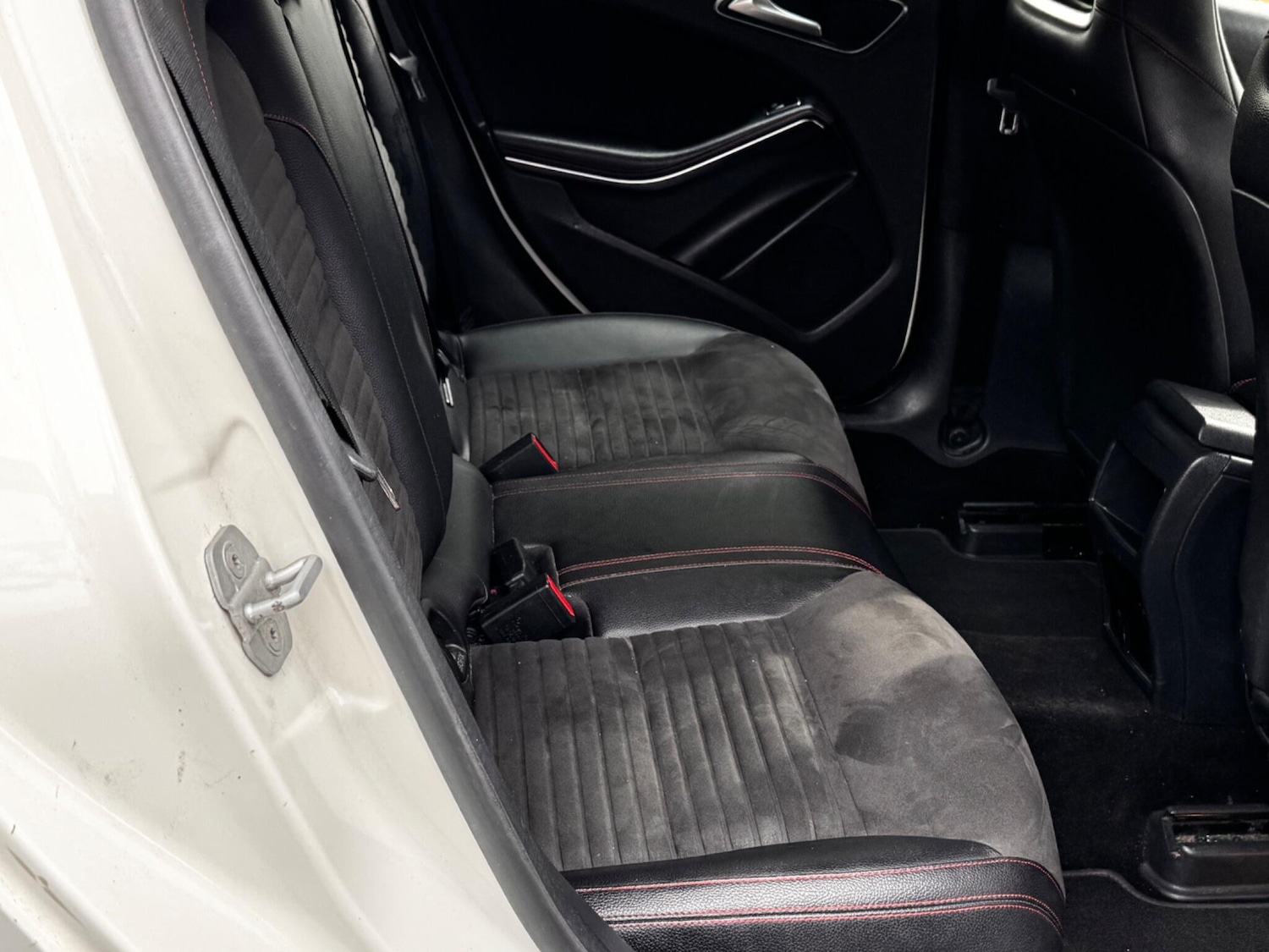 Used Mercedes-Benz A-Class 2015 for sale - 76314789: Photo 19
