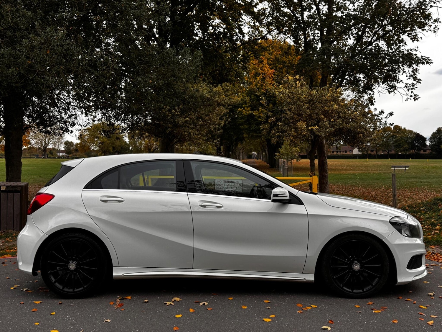 Used Mercedes-Benz A-Class 2015 for sale - 76314789: Photo 2