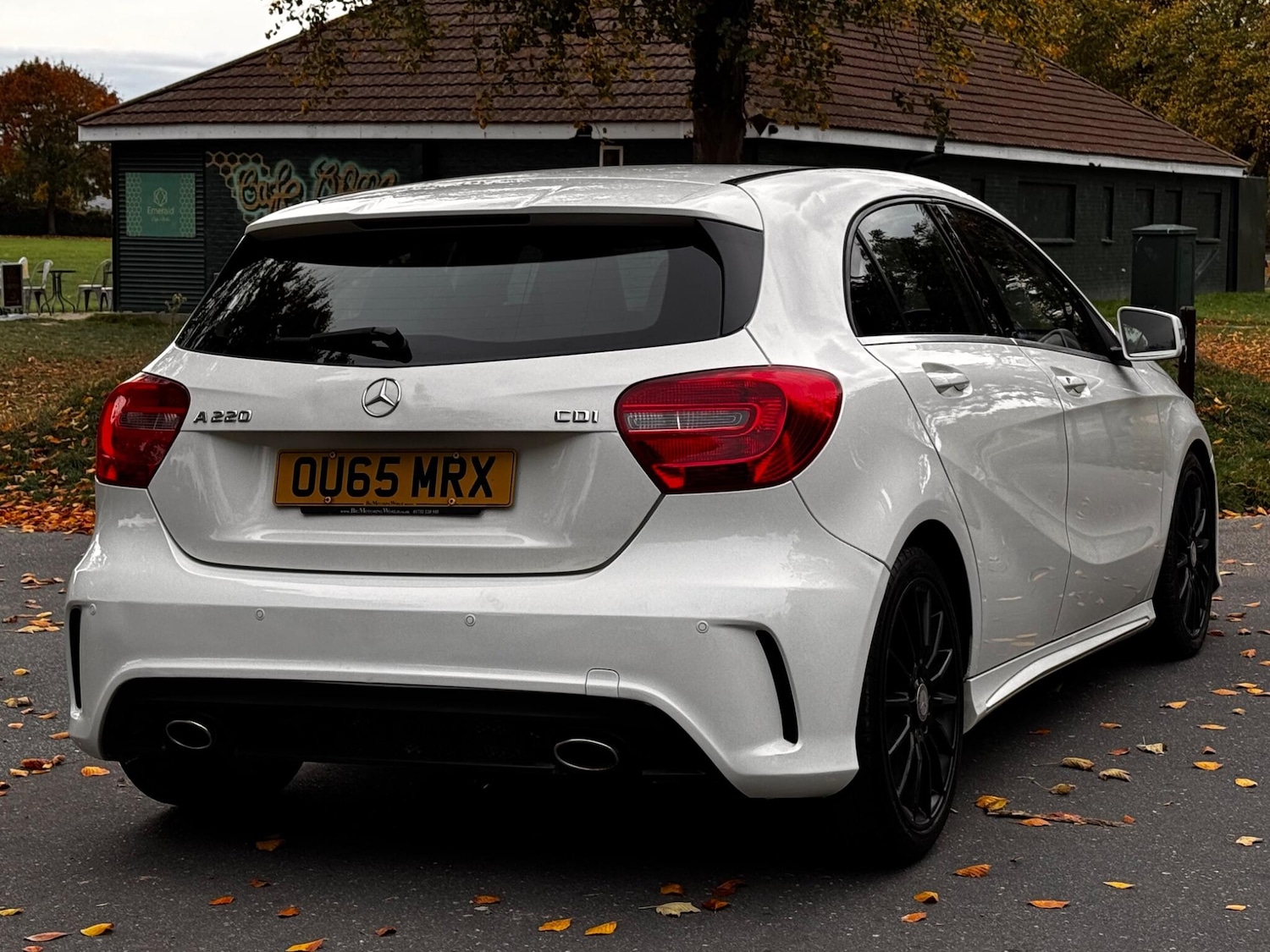 Used Mercedes-Benz A-Class 2015 for sale - 76314789: Photo 3
