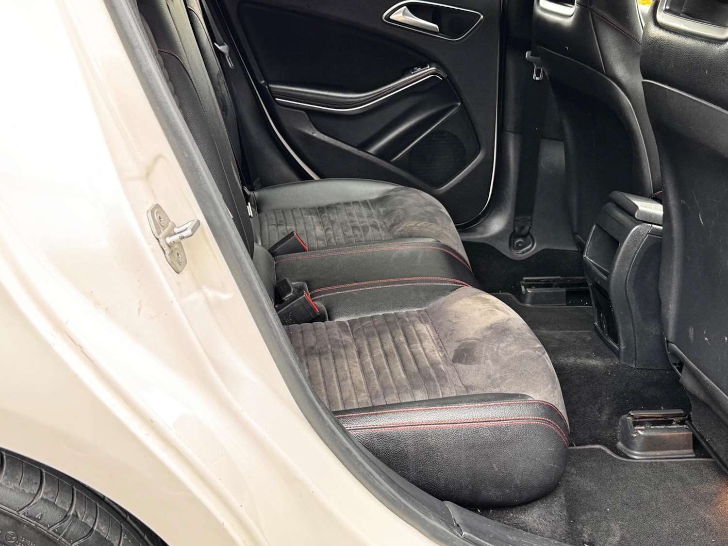 Used Mercedes-Benz A-Class 2015 for sale - 76314789: Photo 38