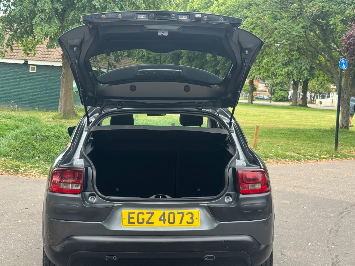Vehicle 21