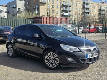Vauxhall Astra feature image