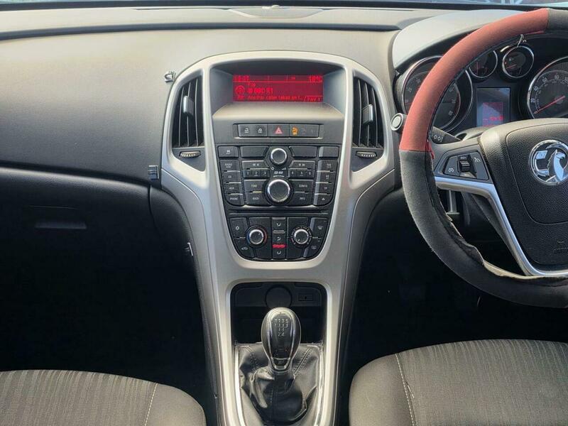 Used Vauxhall Astra 2011 for sale - 78046865: Photo 23