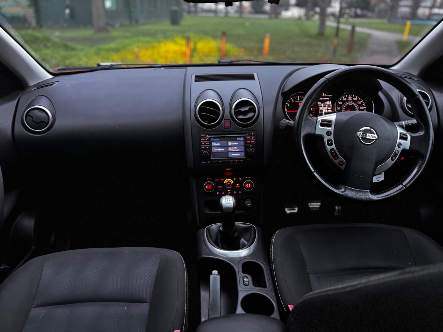 Used Nissan Qashqai 2012 for sale - 77040617: Photo 18