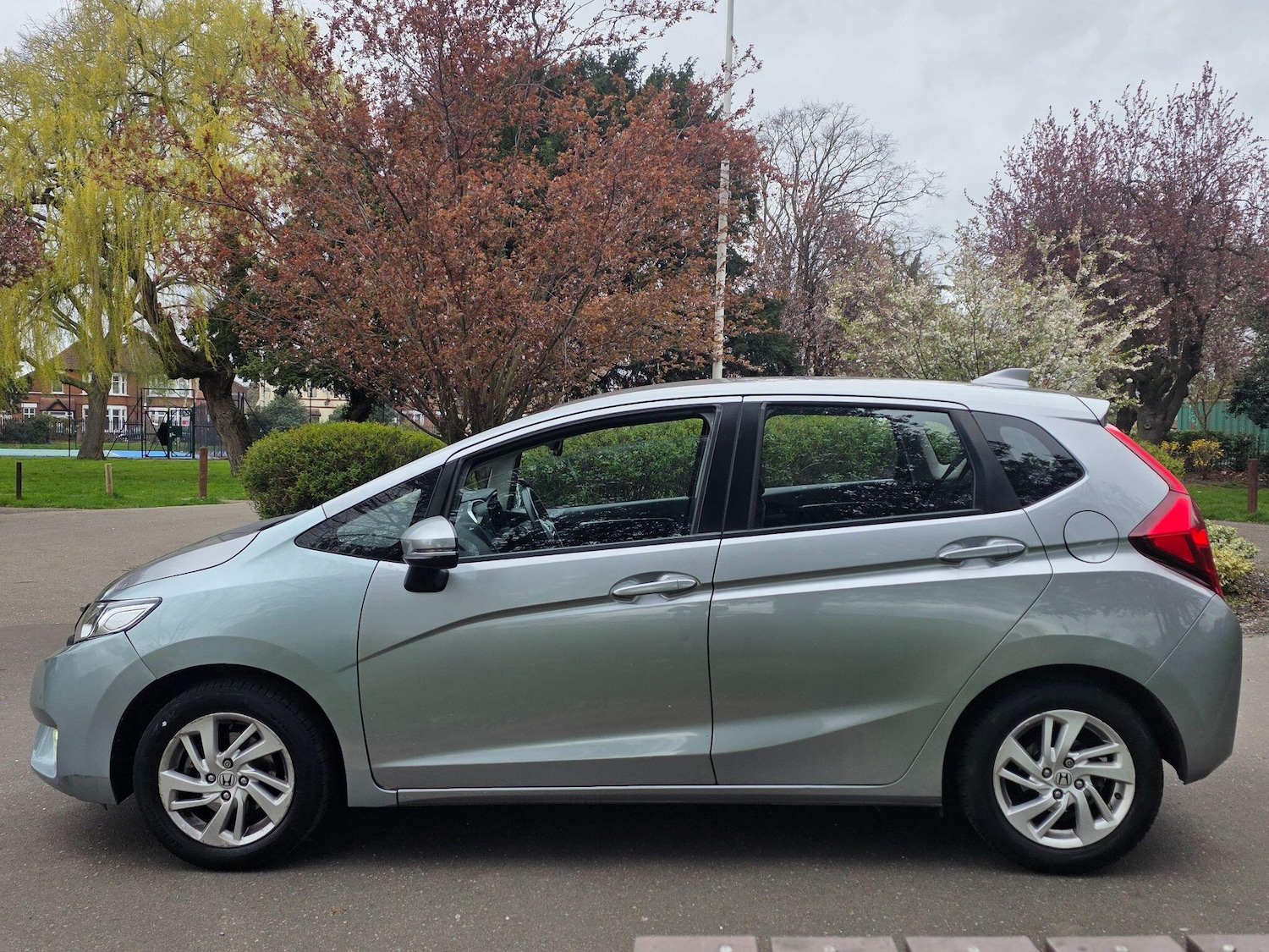 Used Honda Jazz 2016 for sale - 77909510: Photo 18