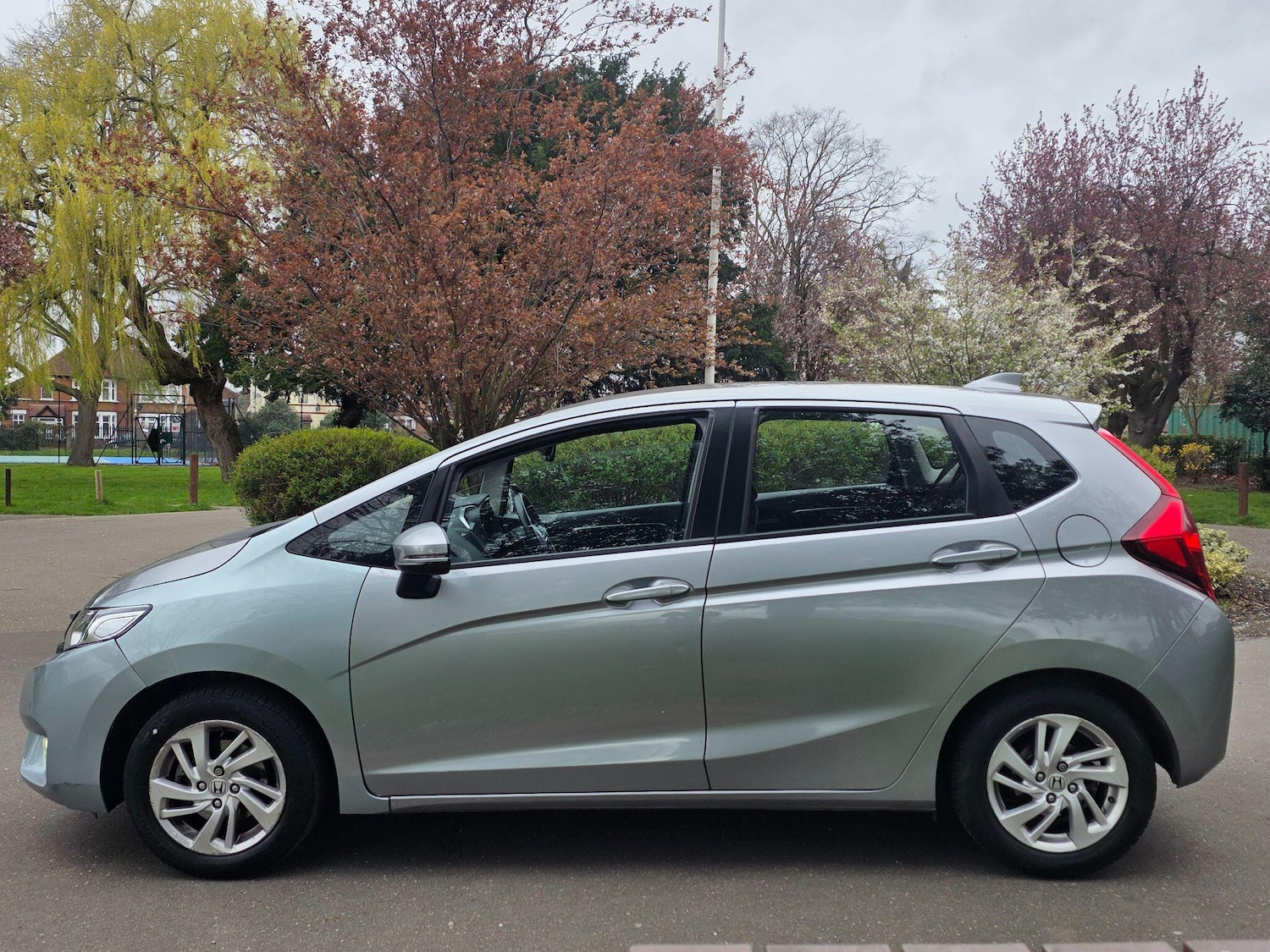 Used Honda Jazz 2016 for sale - 77909510: Photo 19