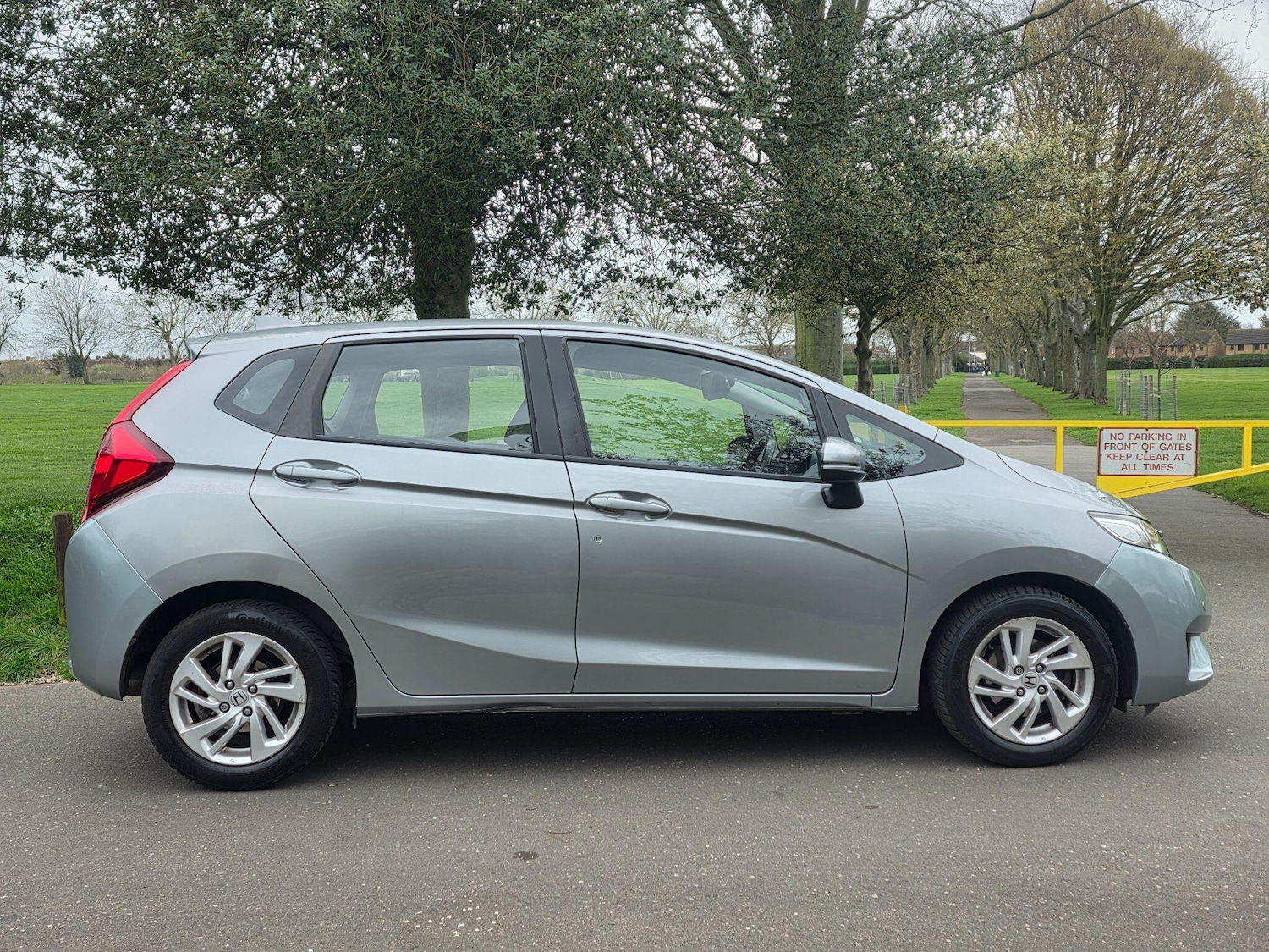 Used Honda Jazz 2016 for sale - 77909510: Photo 24