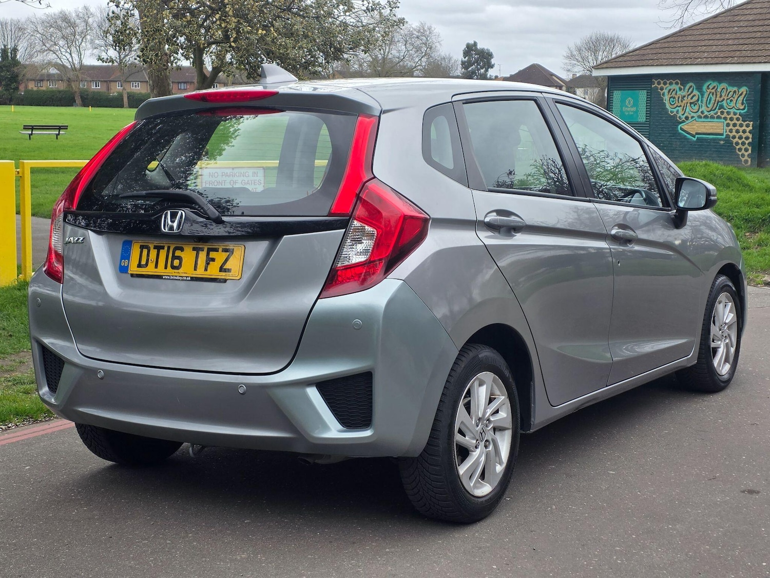 Used Honda Jazz 2016 for sale - 77909510: Photo 27