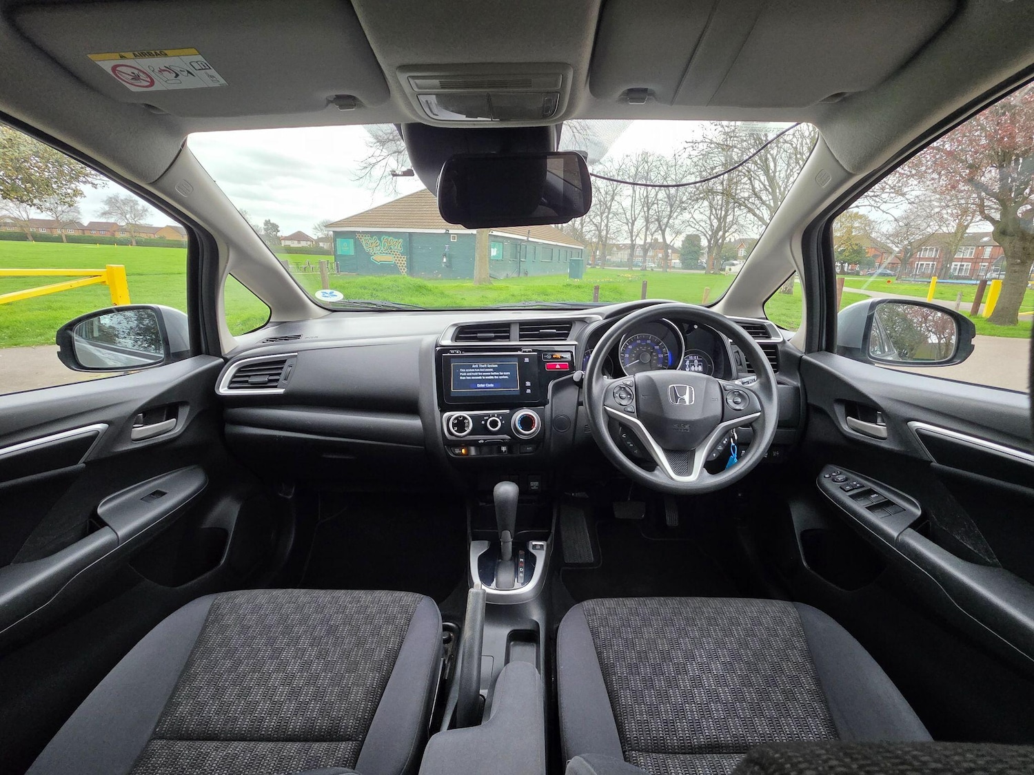 Used Honda Jazz 2016 for sale - 77909510: Photo 30