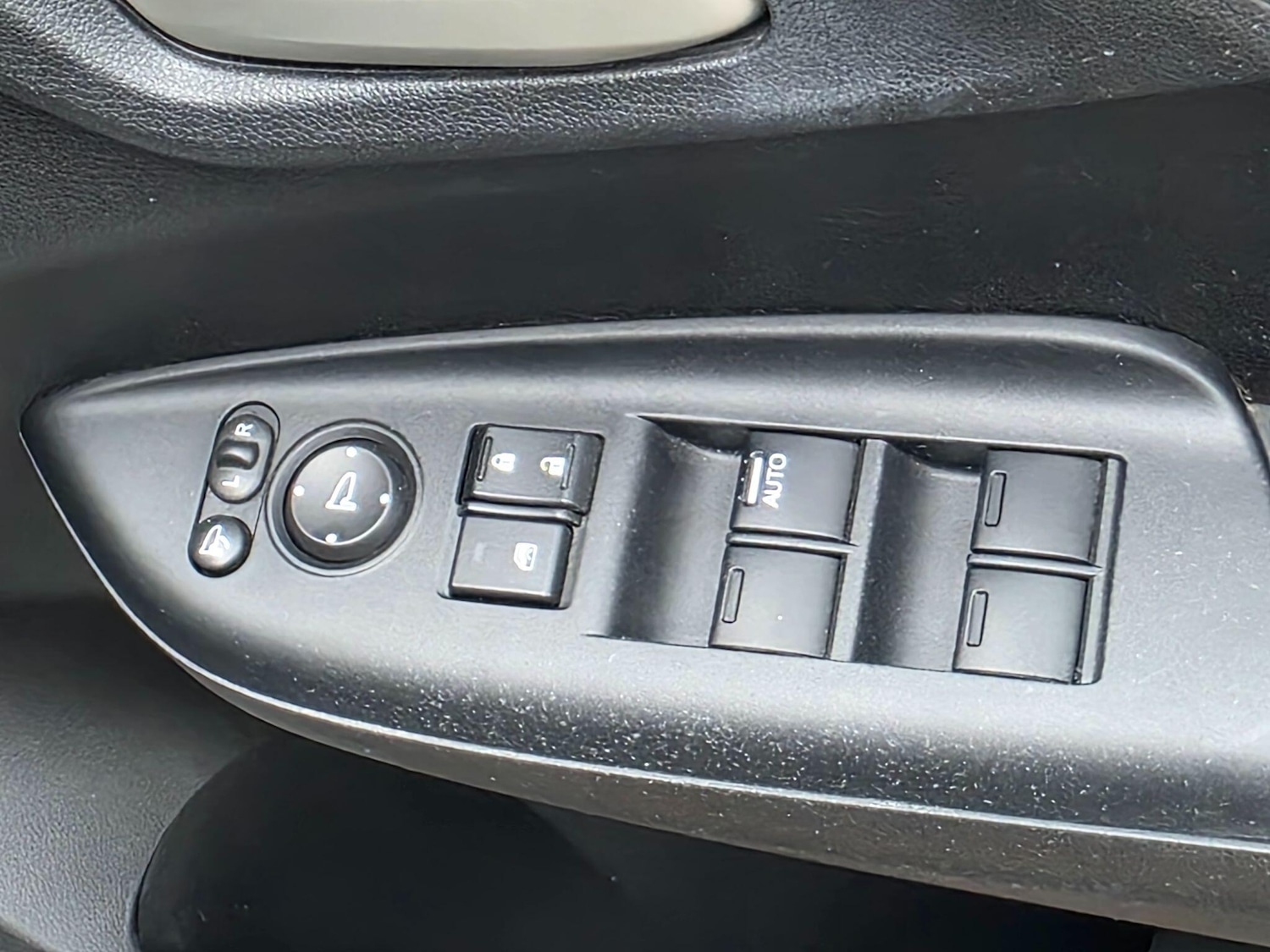 Used Honda Jazz 2016 for sale - 77909510: Photo 49