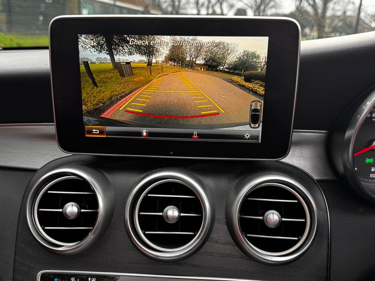 Used Mercedes-Benz C Class 2017 for sale - 77254652: Photo 33