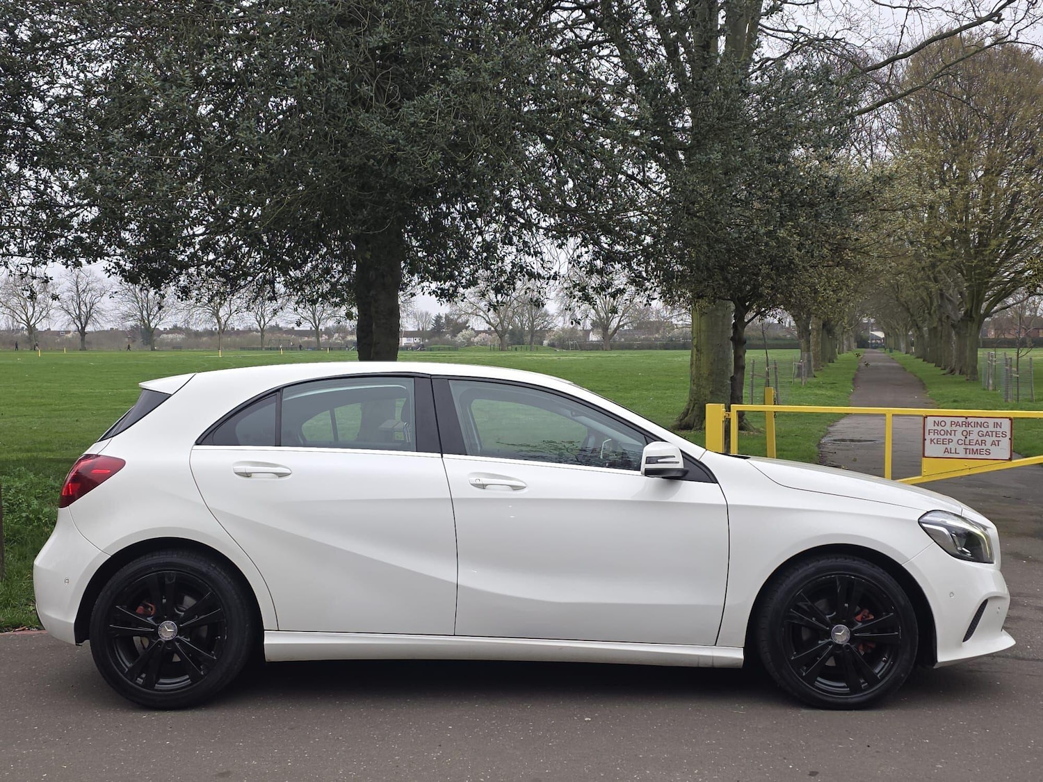 Used Mercedes-Benz A-Class for sale - 77892739: Photo 3