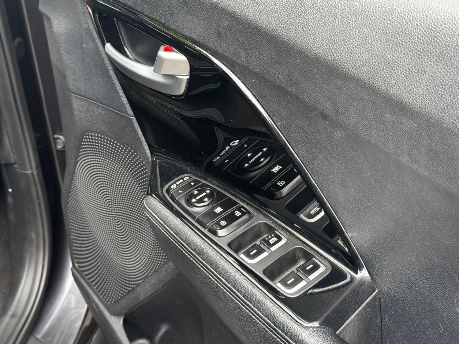 Used Kia Niro 2018 for sale - 76585487: Photo 27