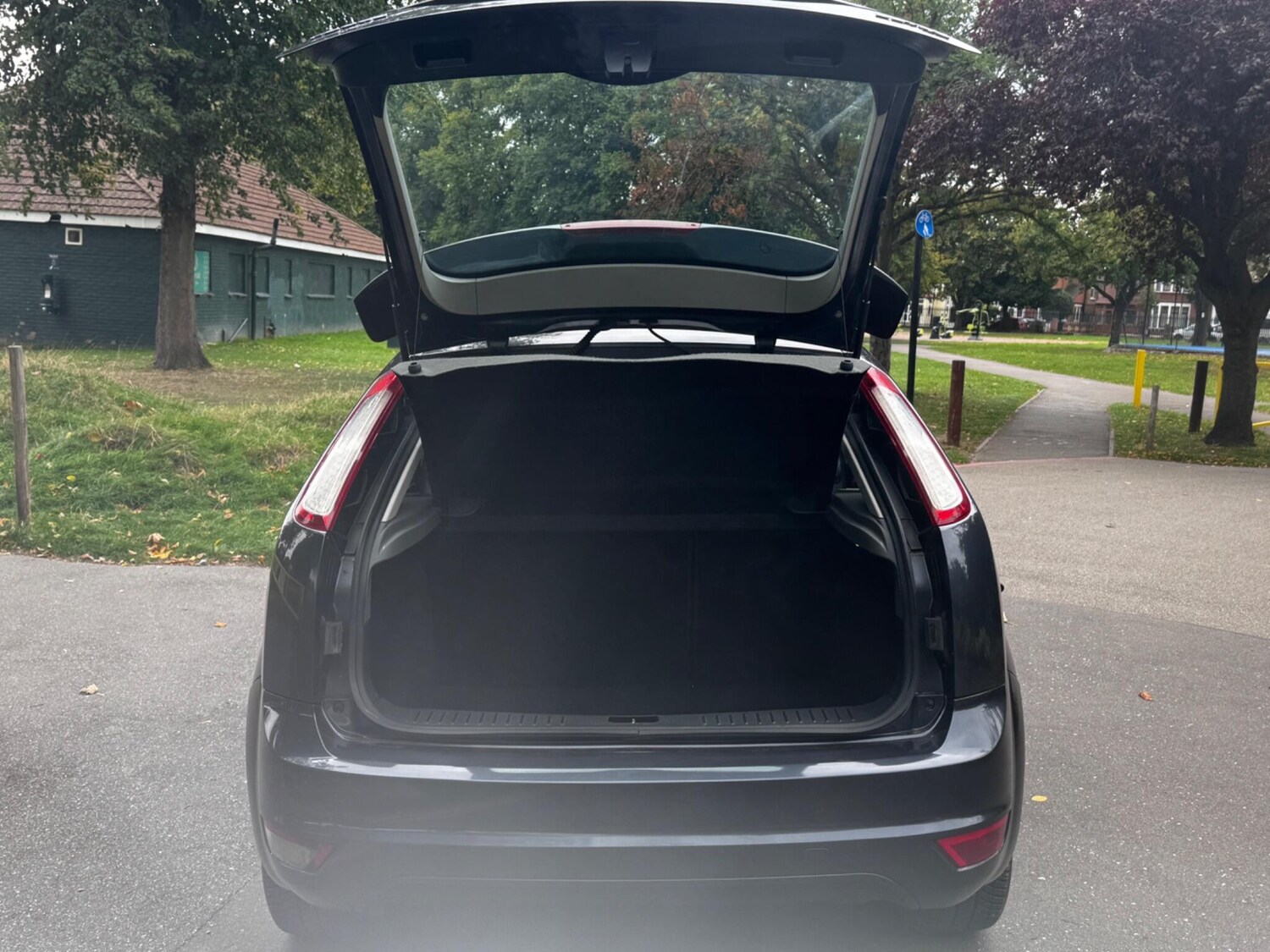 Used Ford Focus 2008 for sale - 76083970: Photo 26