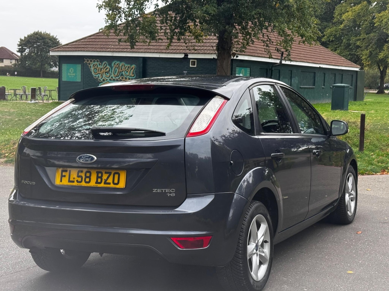 Used Ford Focus 2008 for sale - 76083970: Photo 4