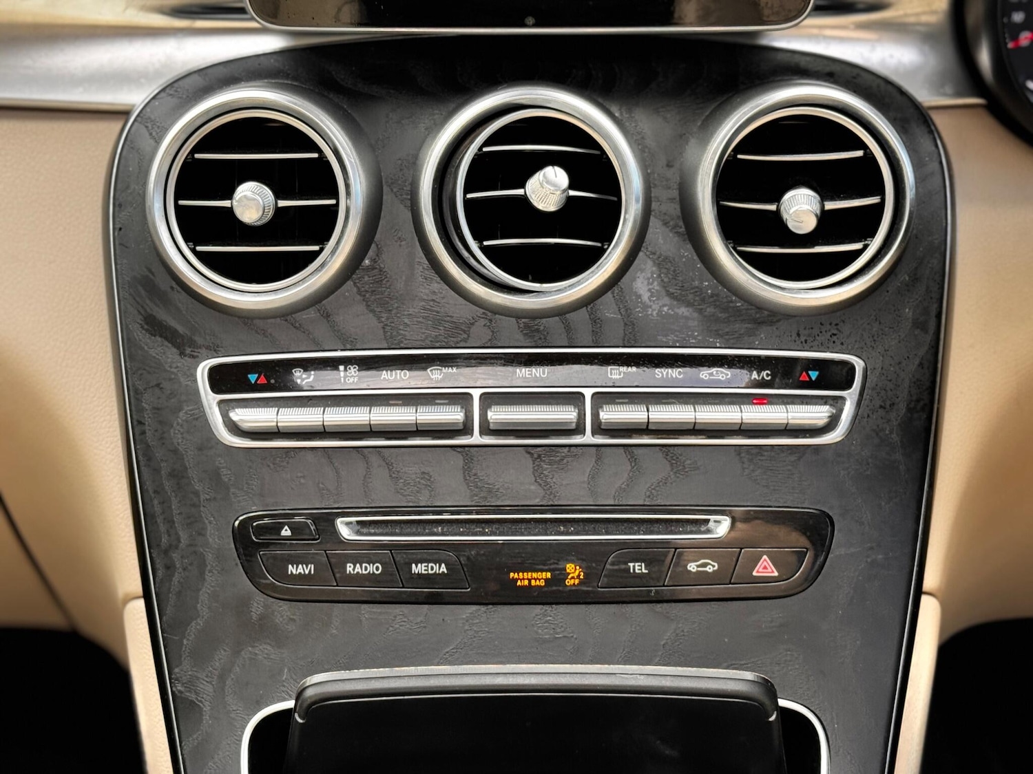 Used Mercedes-Benz GLC 2017 for sale - 76743576: Photo 14