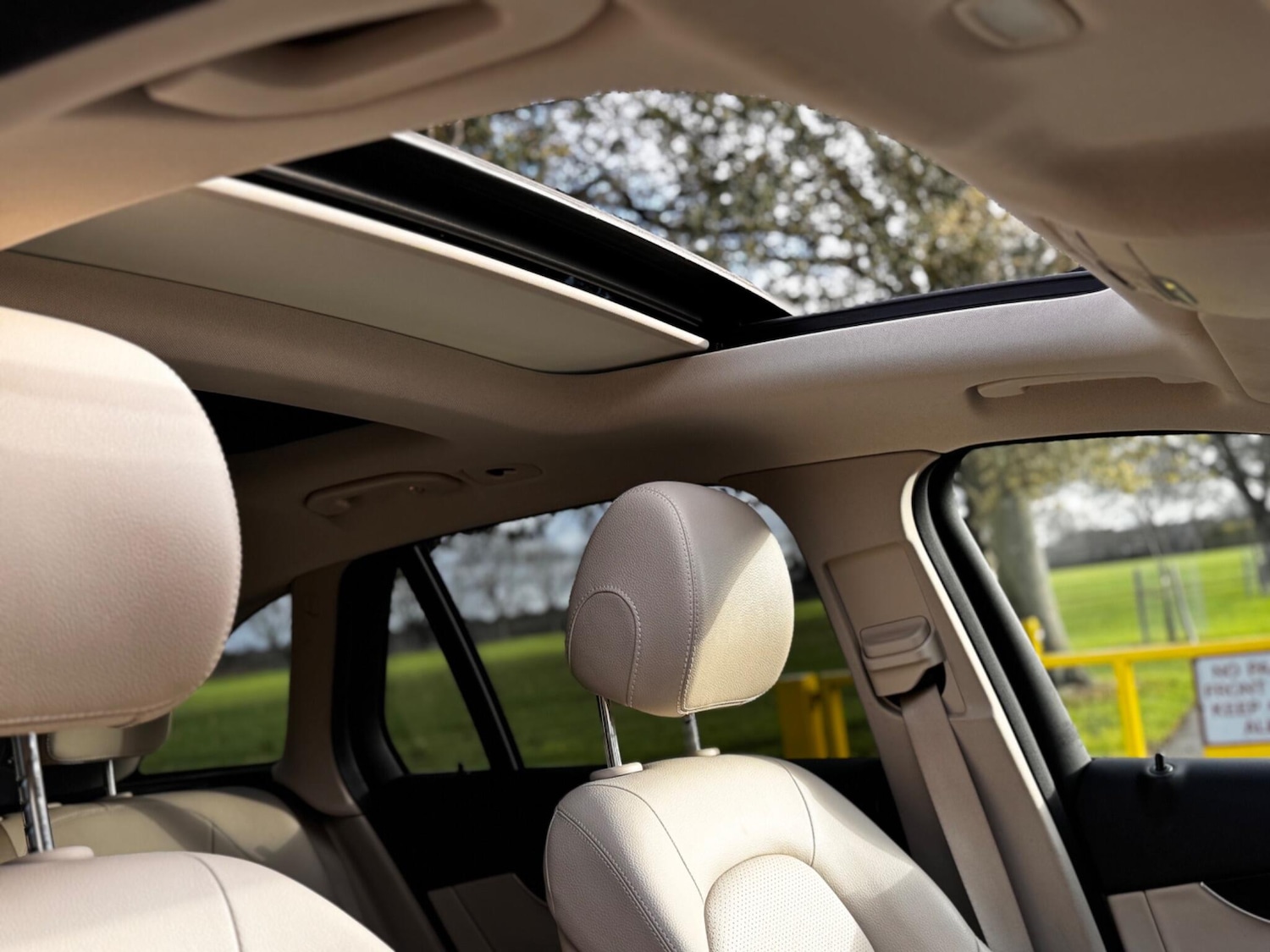 Used Mercedes-Benz GLC 2017 for sale - 76743576: Photo 22