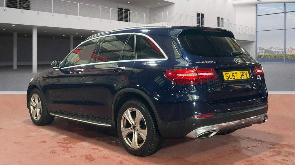 Used Mercedes-Benz GLC 2017 for sale - 76743576: Photo 3