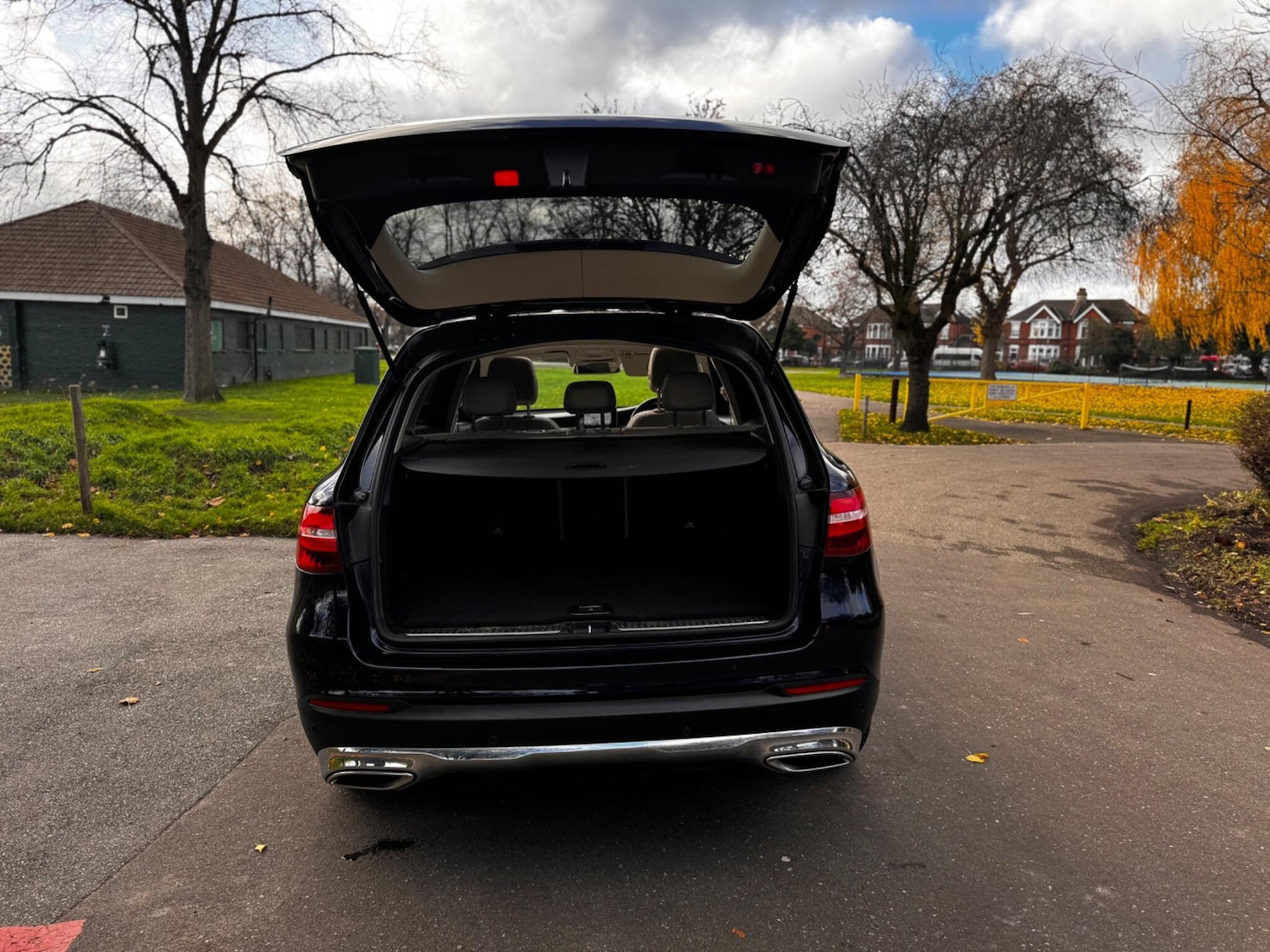 Used Mercedes-Benz GLC 2017 for sale - 76743576: Photo 37
