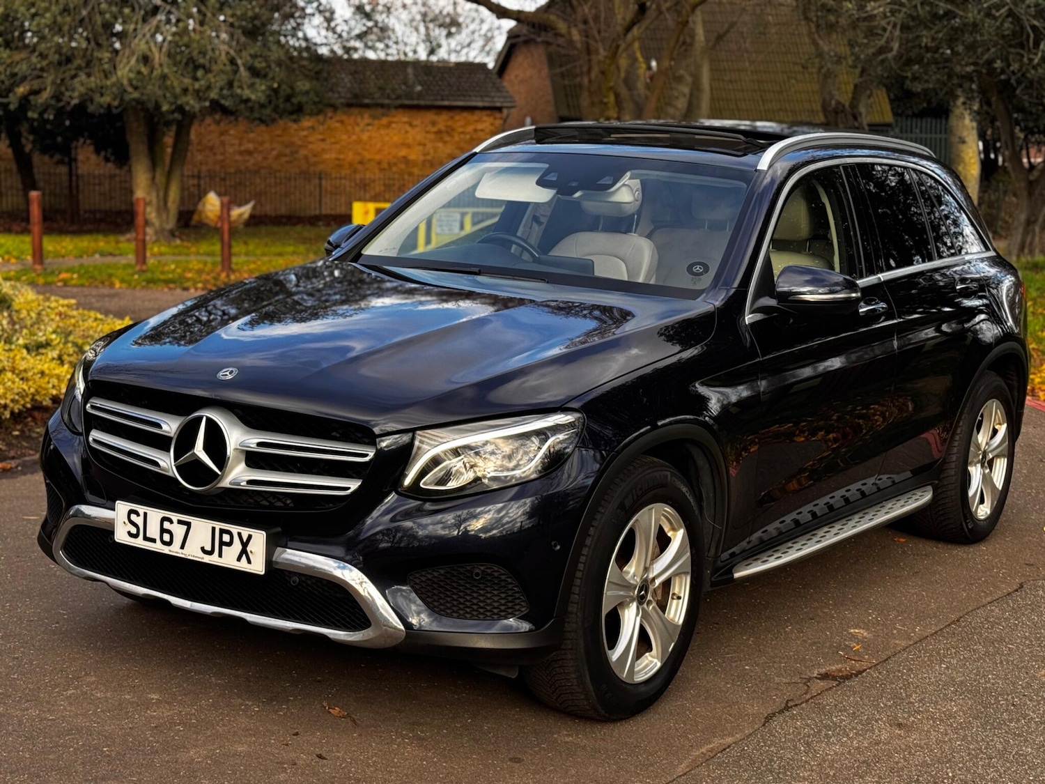 Used Mercedes-Benz GLC 2017 for sale - 76743576: Photo 46
