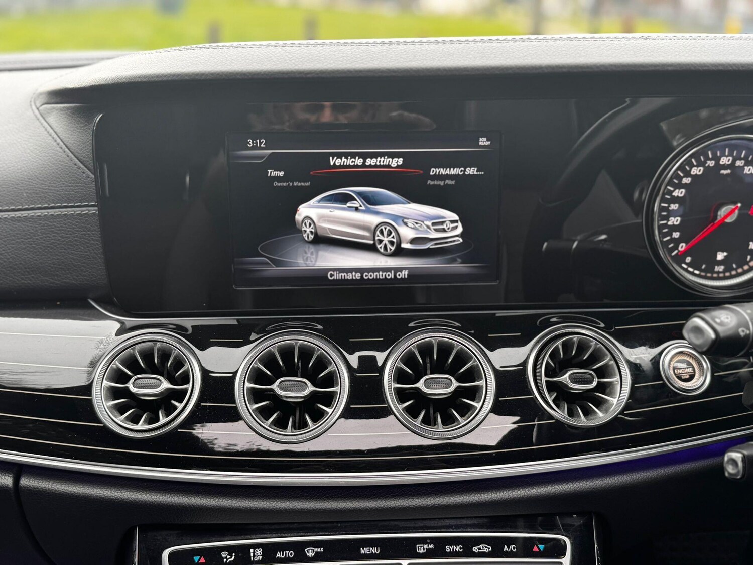 Used Mercedes-Benz E Class for sale - 77484221: Photo 40