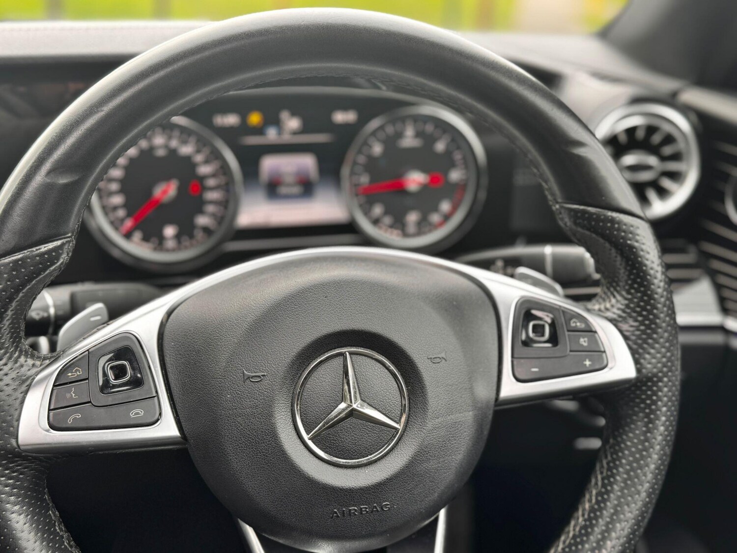 Used Mercedes-Benz E Class for sale - 77484221: Photo 46