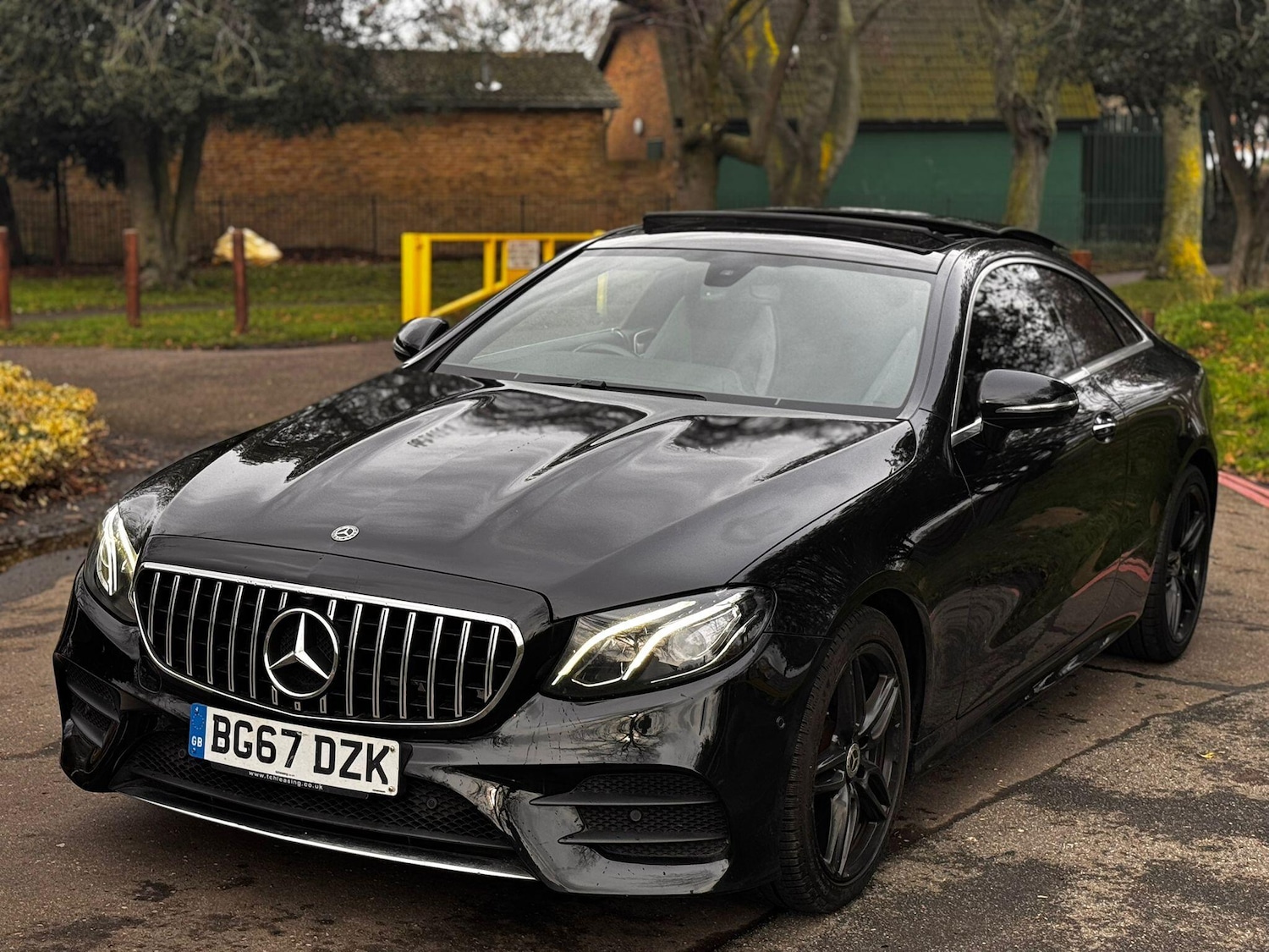 Used Mercedes-Benz E Class for sale - 77484221: Photo 9