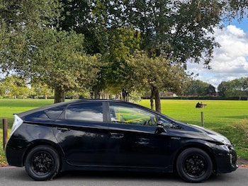 Used Toyota Prius 2015 for sale - 75977636: Photo