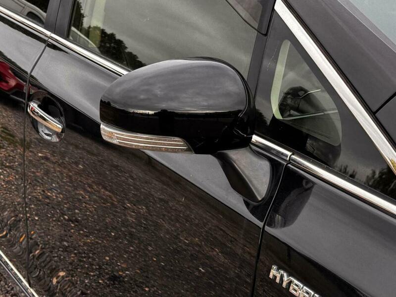 Used Toyota Prius 2024 for sale - 78205354: Photo 12