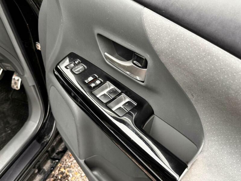 Used Toyota Prius 2024 for sale - 78205354: Photo 16